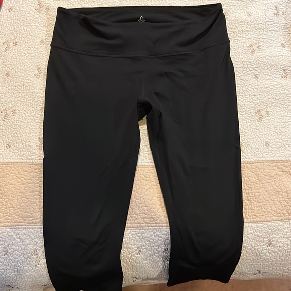 Prana Transform High Waisted Yoga Capris. 2X - Picture 3 of 4